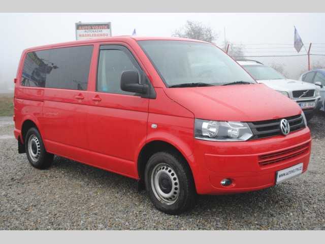 Volkswagen Transporter MPV 96kW nafta 200809