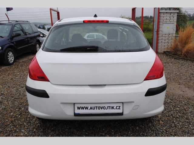 Peugeot 308 hatchback 66kW nafta 200909