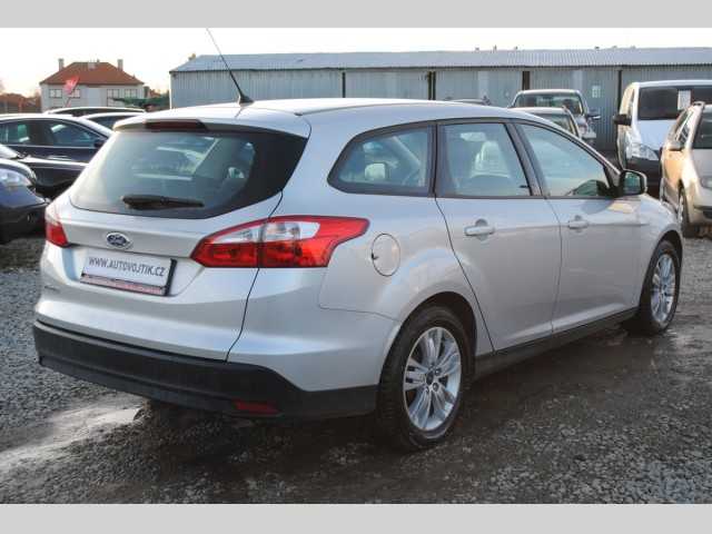 Ford Focus kombi 70kW nafta 201403