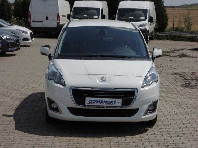 Peugeot 5008 kombi 88kW nafta 201507