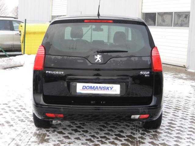 Peugeot 5008 MPV 84kW nafta 2013