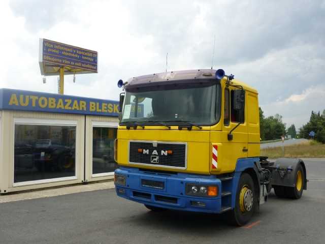 MAN 19.403 12 tahač 294kW nafta 199701