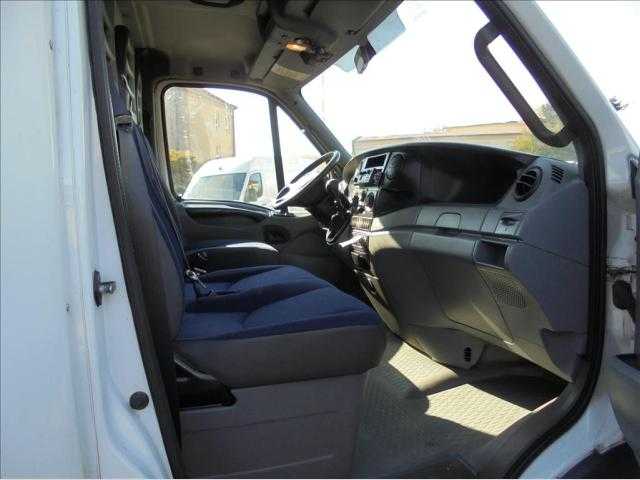 Iveco Daily izotherm 107kW nafta 200801