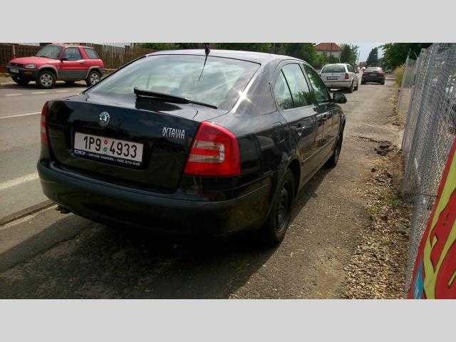 Škoda Octavia hatchback 103kW nafta 2004