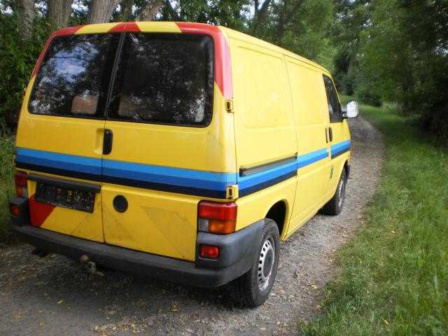 Volkswagen Transporter skříň 65kW nafta 2000