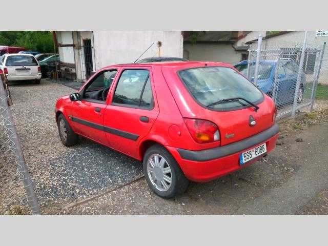 Ford Fiesta hatchback 44kW benzin 2001