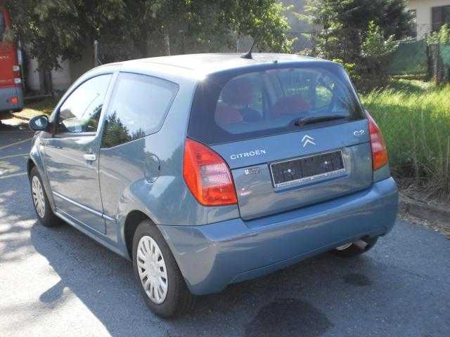 Citroën C2 hatchback 44kW benzin 2004