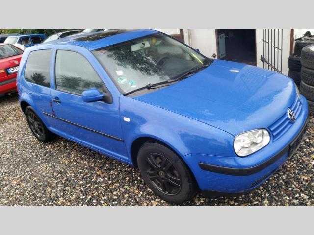 Volkswagen Golf hatchback 74kW nafta 2003