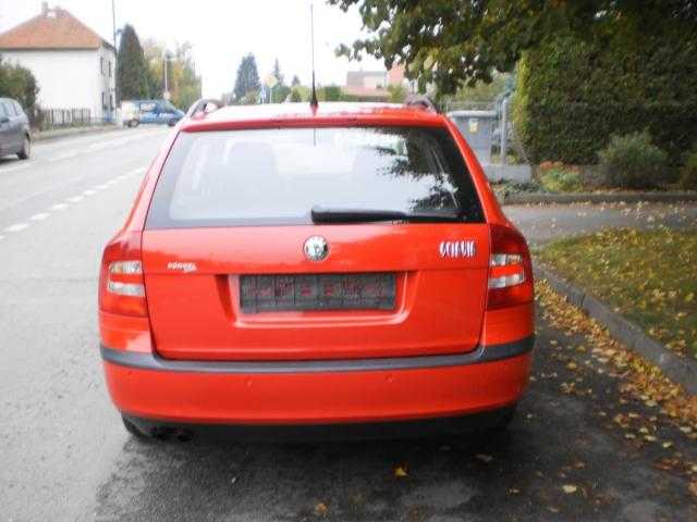 Škoda Octavia kombi 118kW benzin 2008