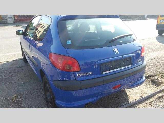 Peugeot 206 hatchback 44kW benzin 2005