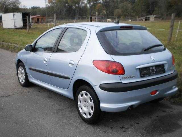 Peugeot 206 hatchback 55kW benzin 2006