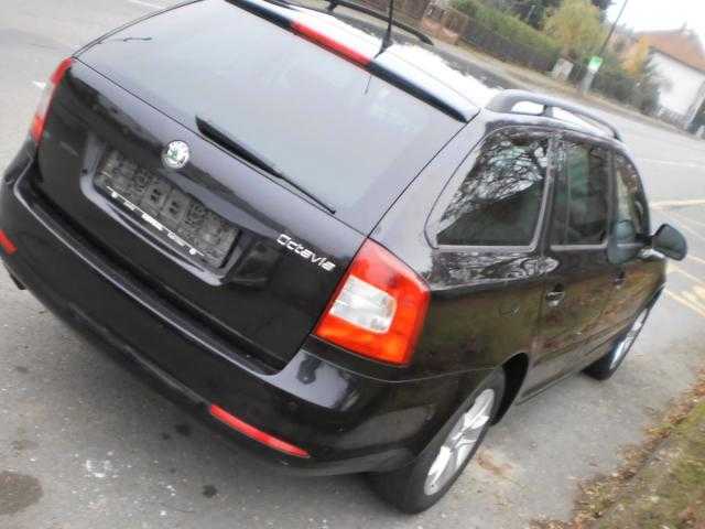 Škoda Octavia kombi 103kW nafta 2009