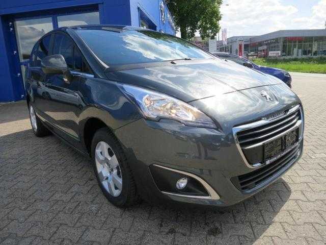 Peugeot 5008 MPV 120PS nafta 2016