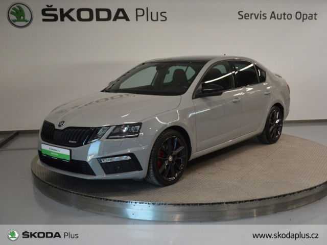 Škoda Octavia liftback 135kW nafta 201705