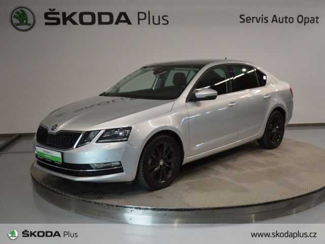 Škoda Octavia liftback 110kW nafta 201701