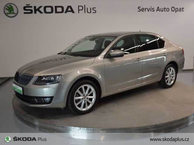 Škoda Octavia liftback 110kW nafta 201611