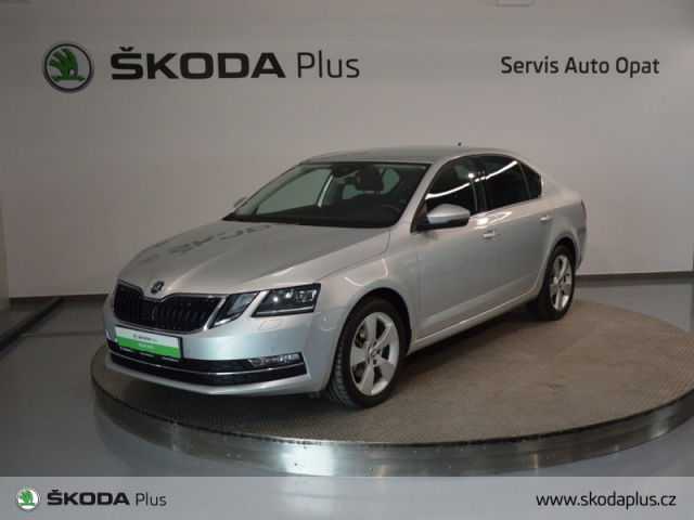 Škoda Octavia liftback 110kW nafta 201703