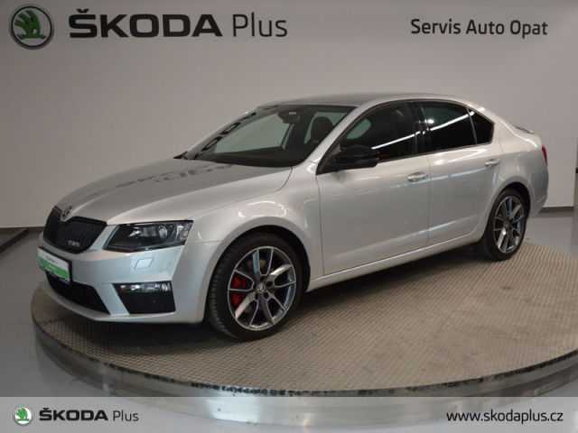 Škoda Octavia liftback 135kW nafta 201509